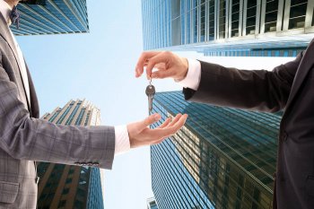 Как купить коммерческую недвижимость физическому лицу? в Клине